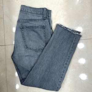 💗Gray cropped Gap jeans